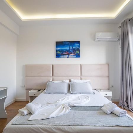 Hotel Myrtai - City Center Saranda Dış mekan fotoğraf
