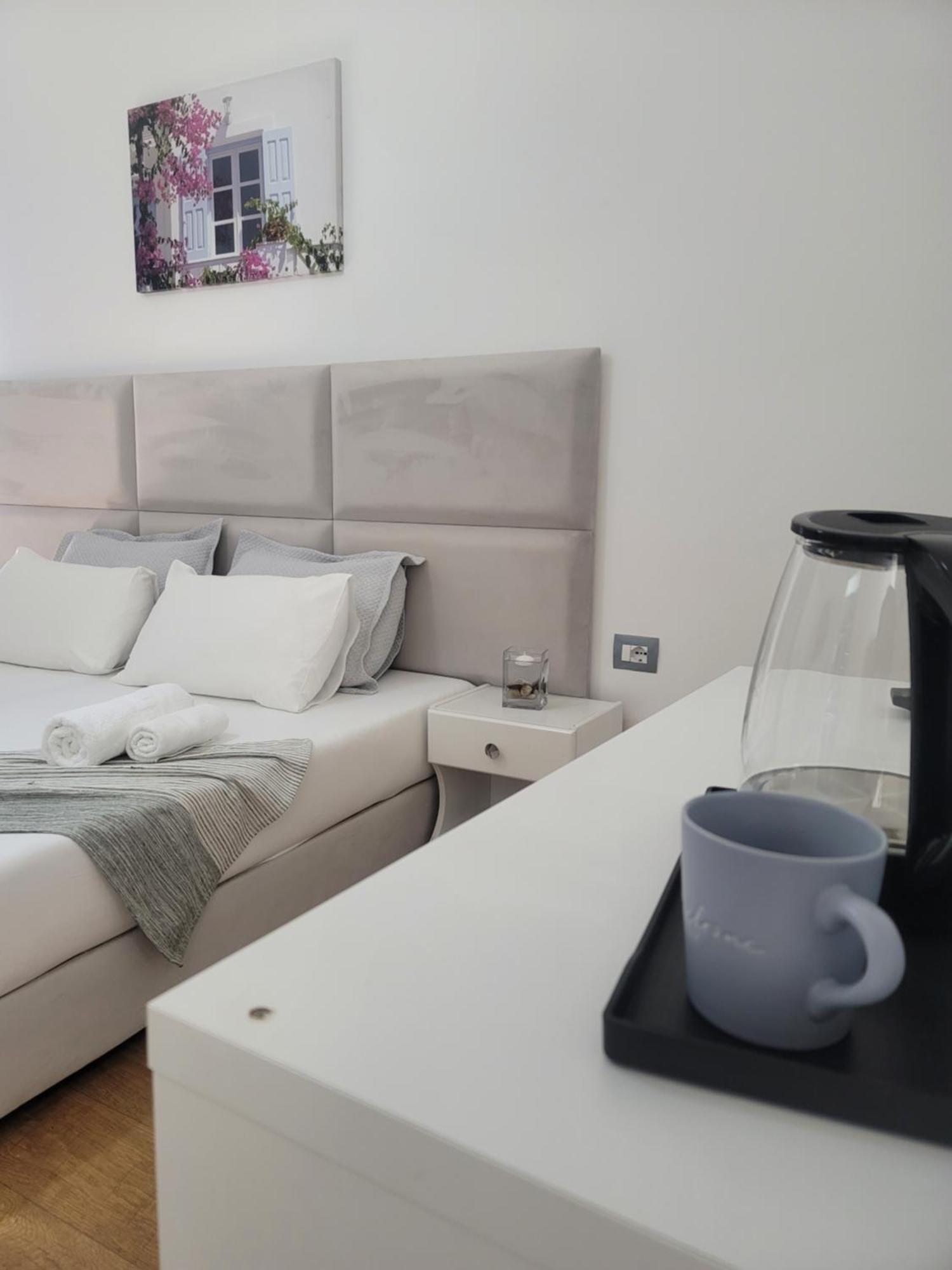Hotel Myrtai - City Center Saranda Dış mekan fotoğraf
