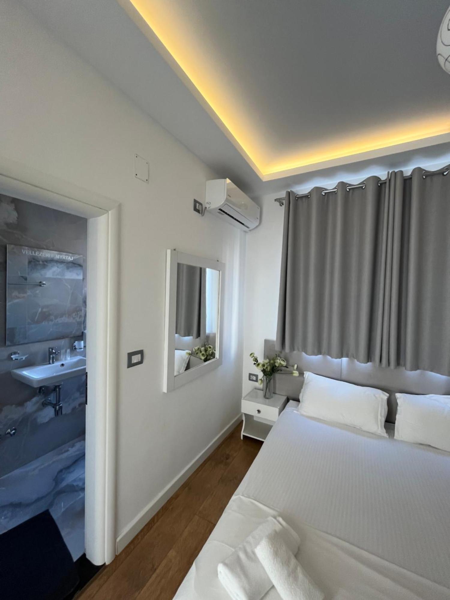 Hotel Myrtai - City Center Saranda Dış mekan fotoğraf