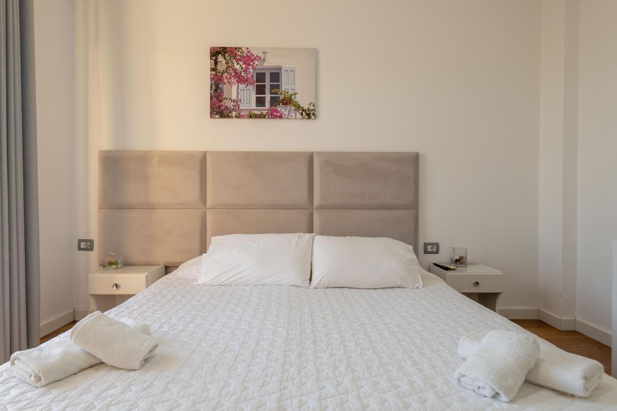 Hotel Myrtai - City Center Saranda Dış mekan fotoğraf