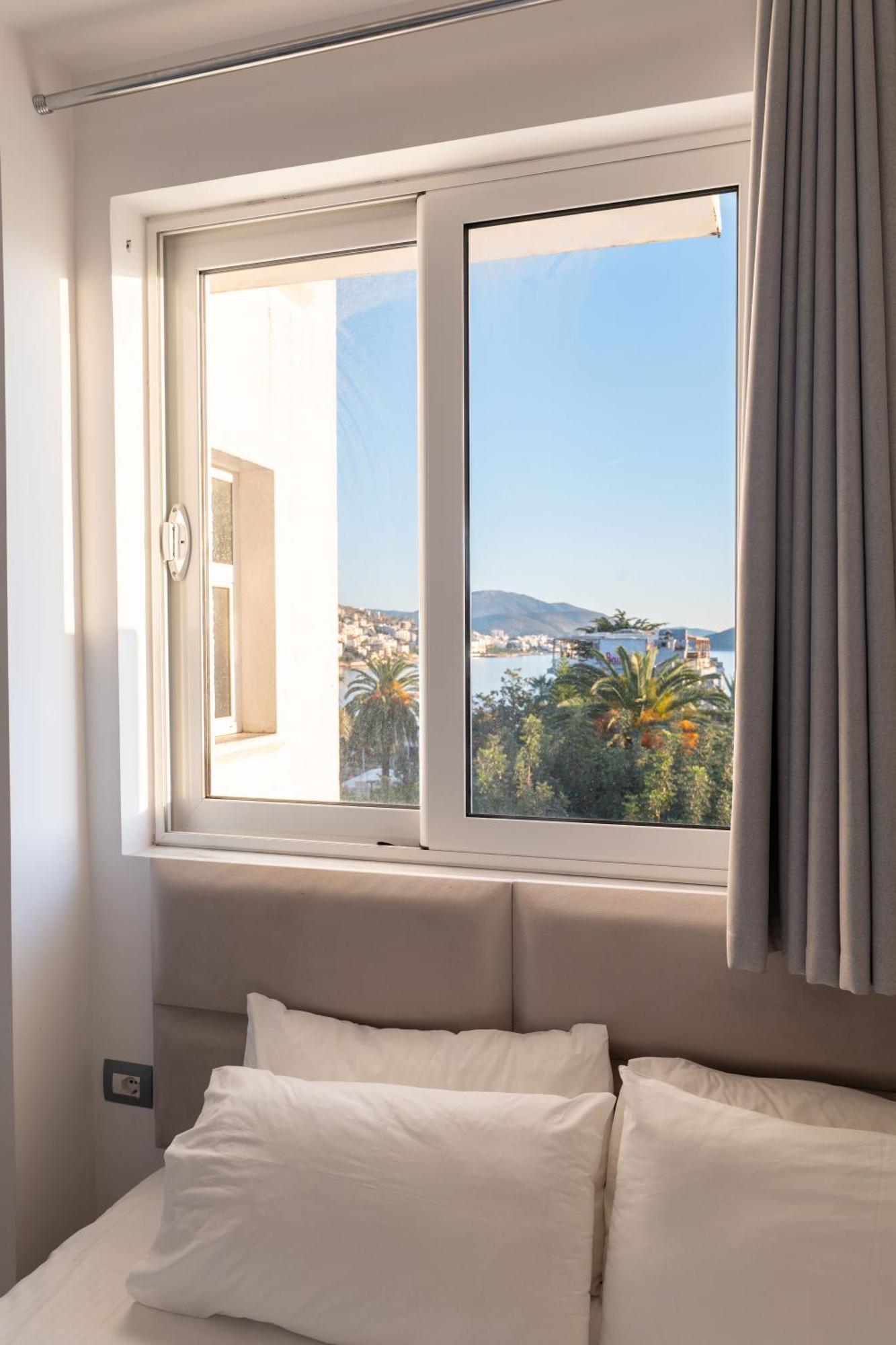 Hotel Myrtai - City Center Saranda Dış mekan fotoğraf