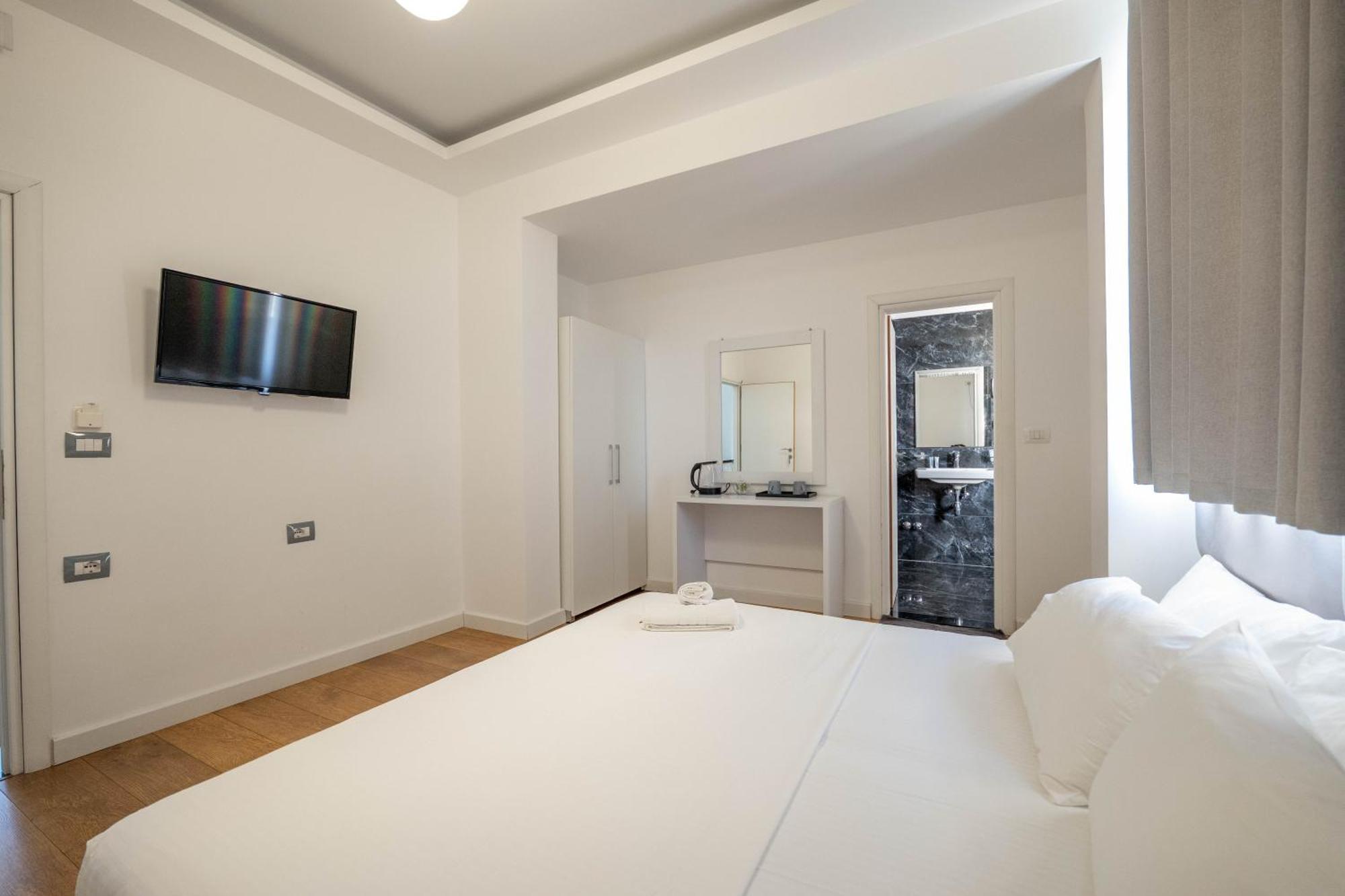Hotel Myrtai - City Center Saranda Dış mekan fotoğraf