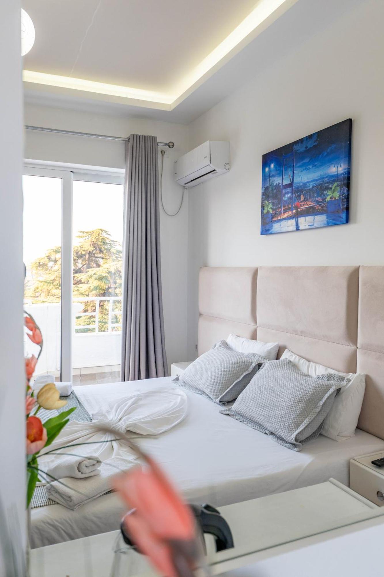 Hotel Myrtai - City Center Saranda Dış mekan fotoğraf