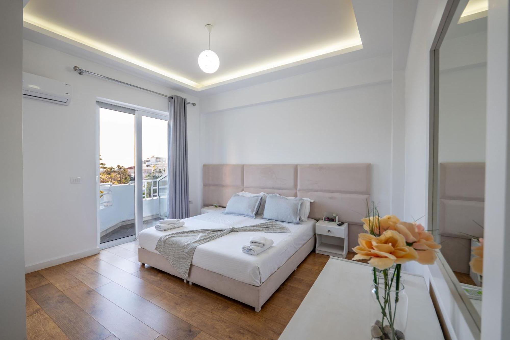 Hotel Myrtai - City Center Saranda Dış mekan fotoğraf